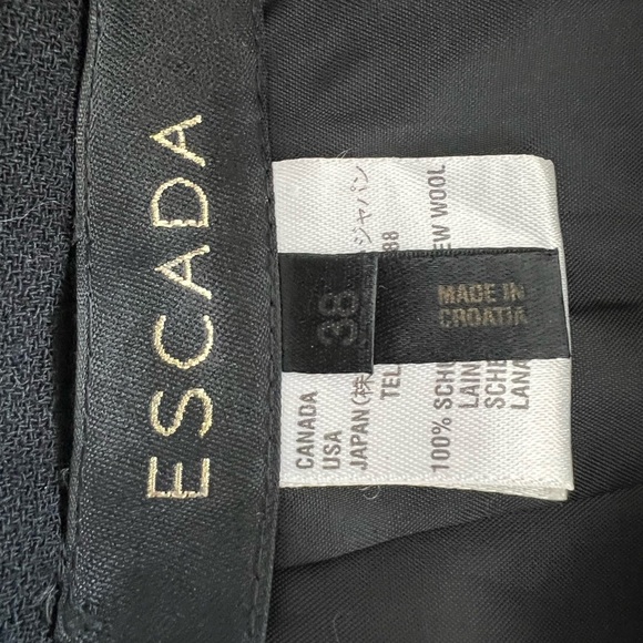 Escada Black 100% Wool Crepe Pencil Skirt with Ruffled Hem Size 38 (6) Like New - Picture 5 of 5